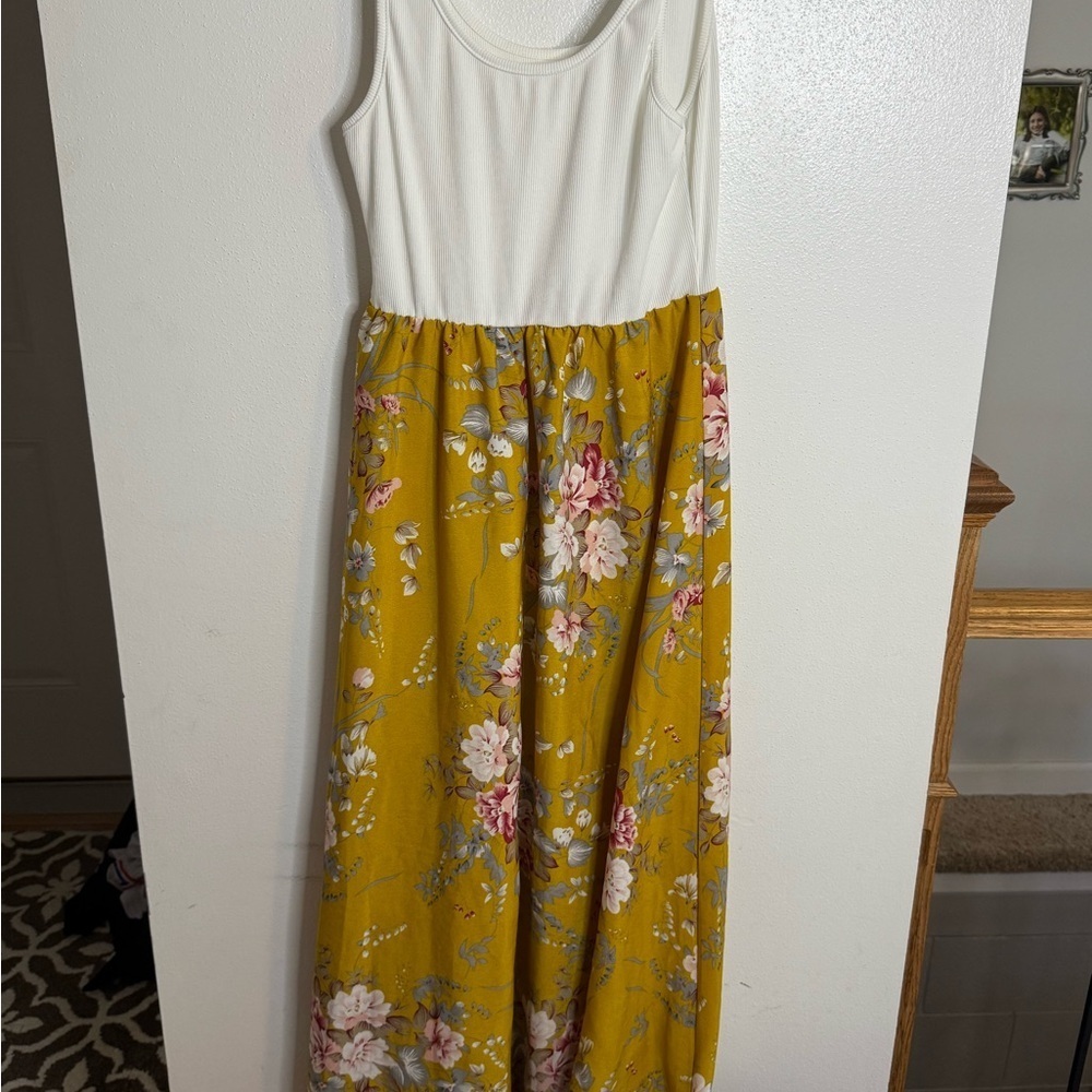 White and Yellow Casual Maxi Sundress